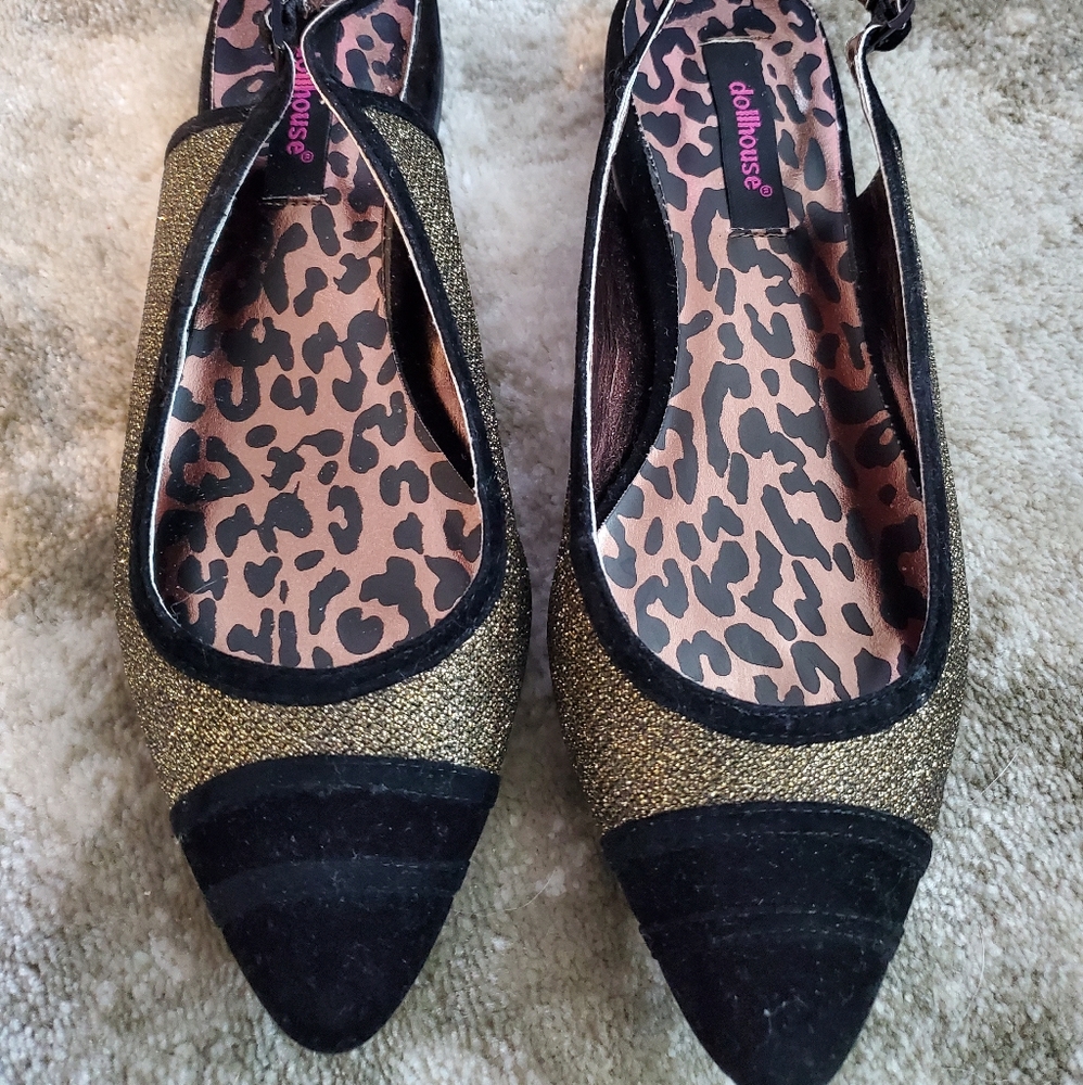 Dollhouse Flats